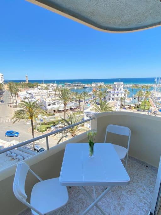 Lovely 1 Bedroom Apartment With Sea Views And Pool Estepona Ngoại thất bức ảnh