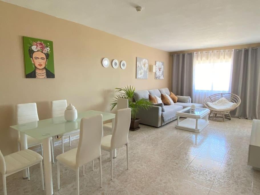 Lovely 1 Bedroom Apartment With Sea Views And Pool Estepona Ngoại thất bức ảnh
